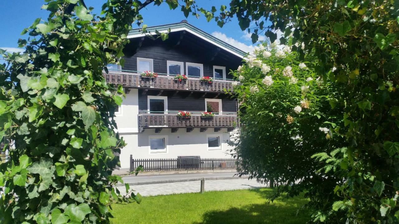Bhome Gaestehaus B&B / Apartments Neukirchen am Grossvenediger Luaran gambar